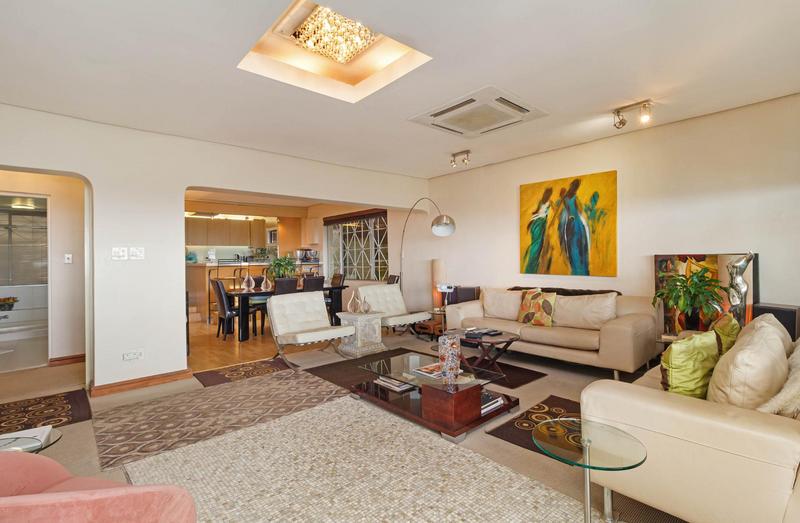 3 Bedroom Property for Sale in Green Point Western Cape